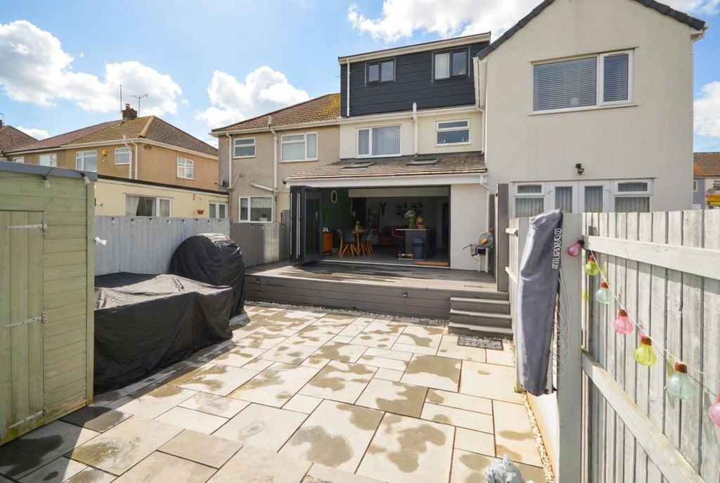 Property photo 3 of 28 Outside