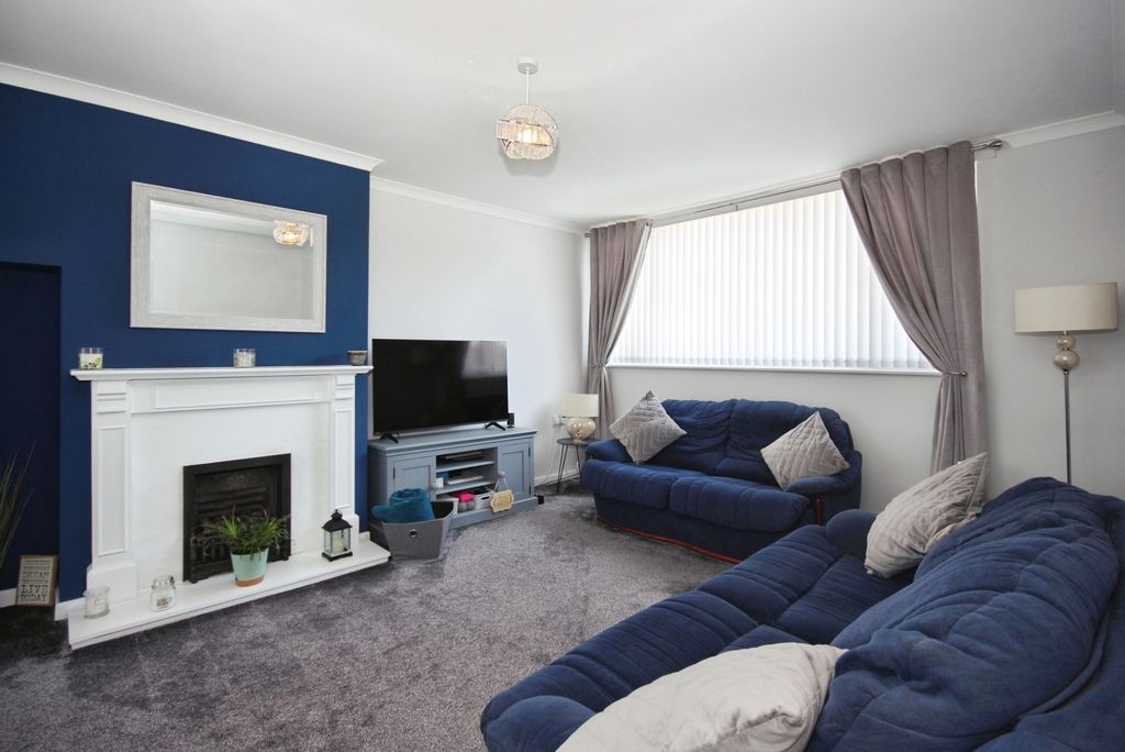 Property photo 2 of 20 Pbox-Img.Jpg