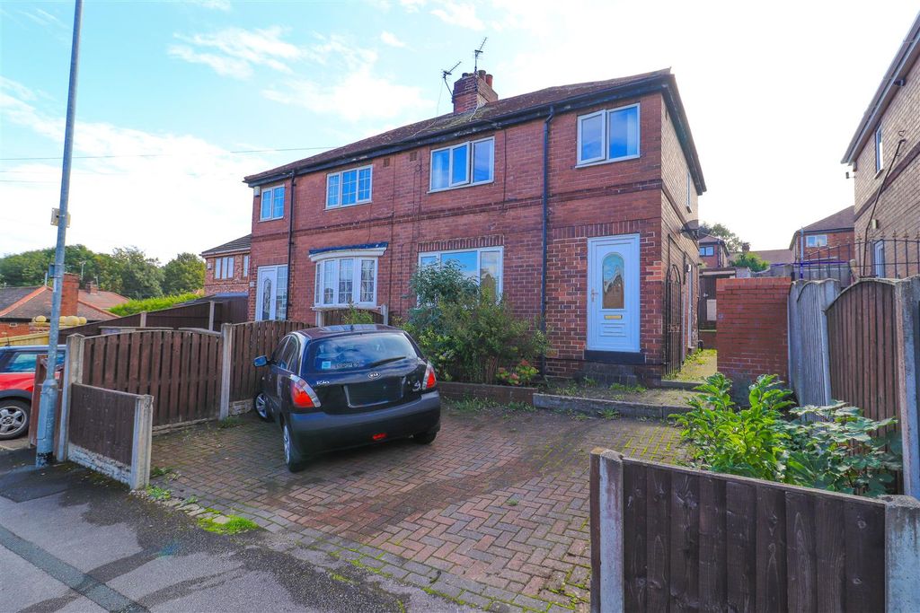 Property photo 3 of 10