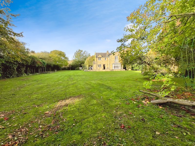 Property photo 3 of 36 Photo 26