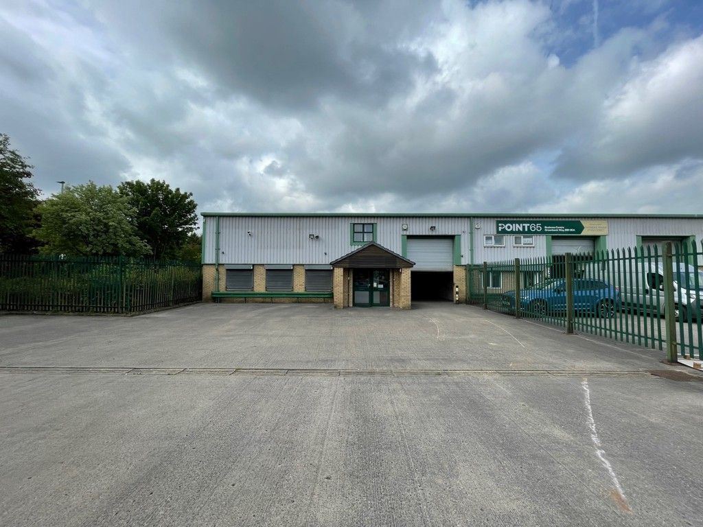 Property photo 1 of 9 1