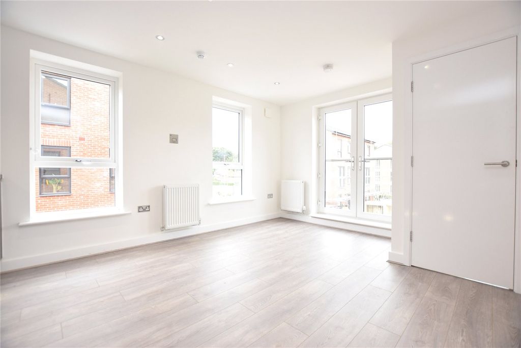 Property photo 2 of 7 Picture No. 05