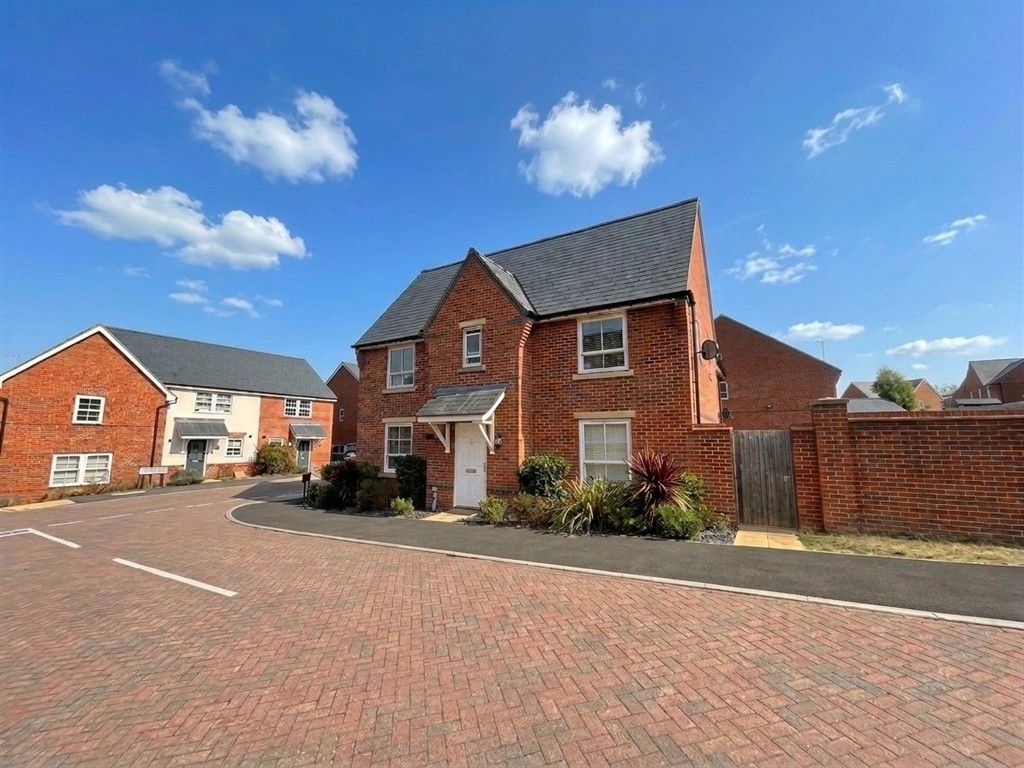 Property photo 1 of 1 Front