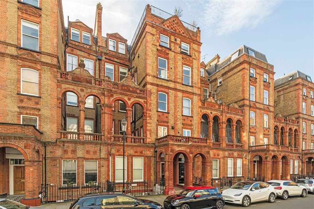 Property photo 1 of 5