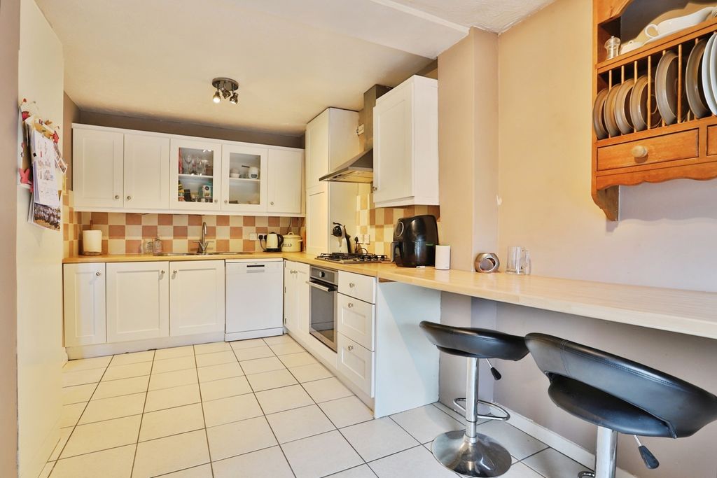Property photo 3 of 18 Pbox-Img.Jpg