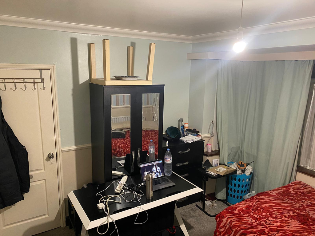 Property photo 2 of 3