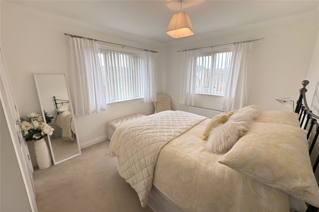 Property photo 3 of 9 Picture No. 08