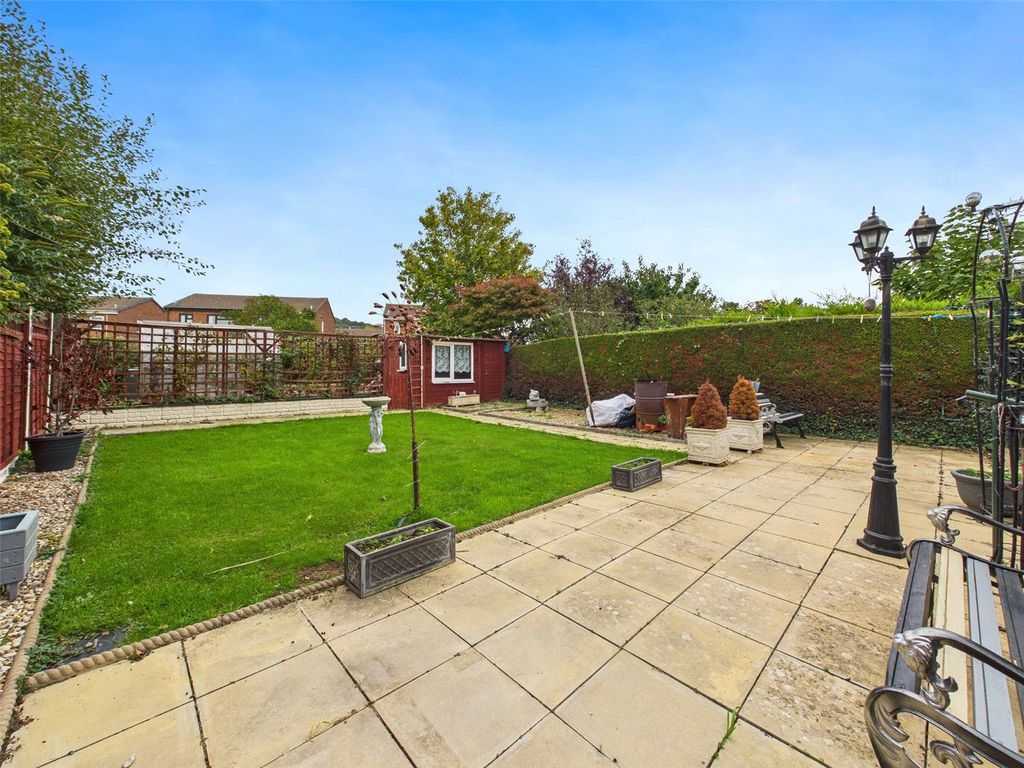 Property photo 2 of 14 Picture No. 13