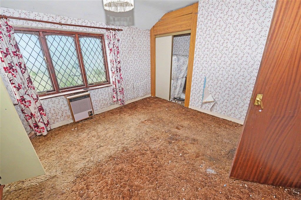 Property photo 3 of 5
