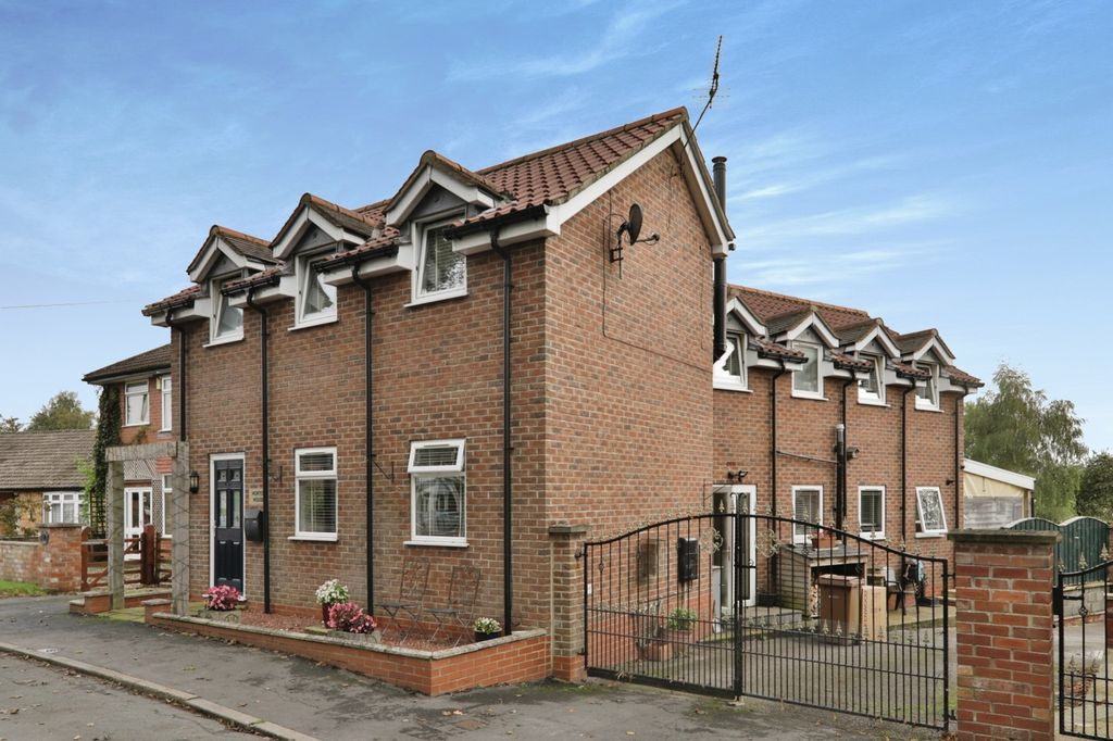 Property photo 3 of 14 3373977