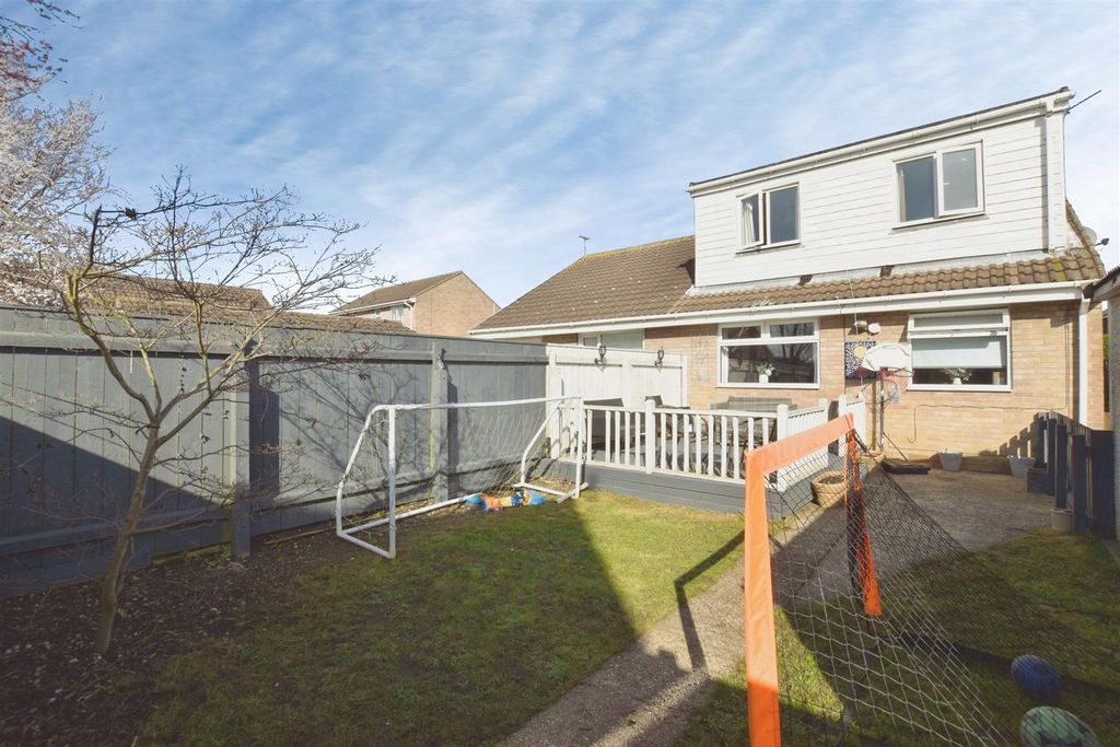 Property photo 1 of 25 Rear Garden House