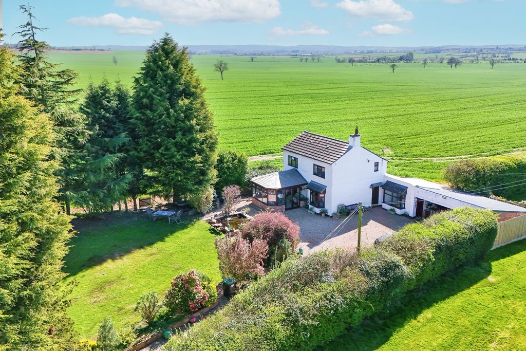 Property photo 1 of 33 651F00d8-Mw-4526