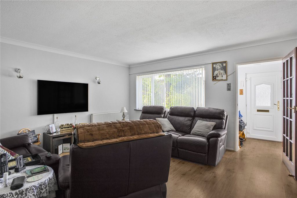 Property photo 3 of 16 Picture No. 14