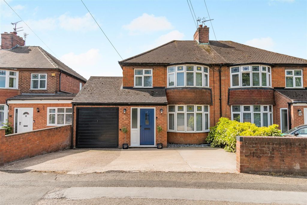 Property photo 1 of 43 8689514-Exterior27.Jpg