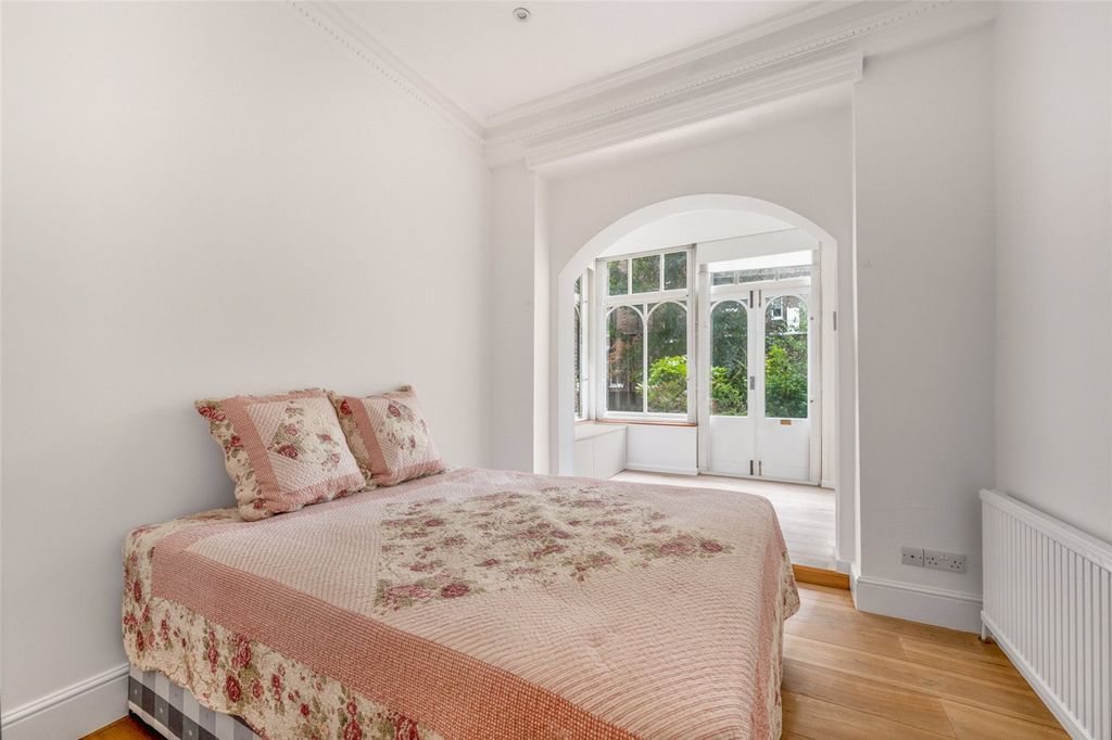 Property photo 3 of 17 Picture No. 13