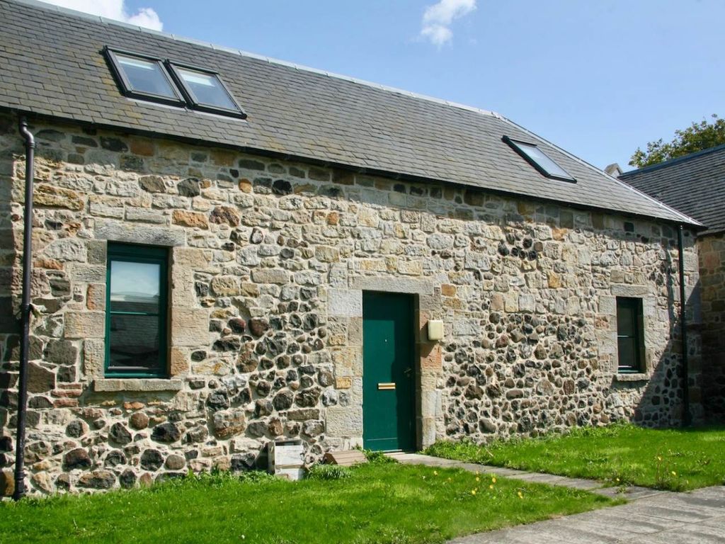 Property photo 1 of 14 27318