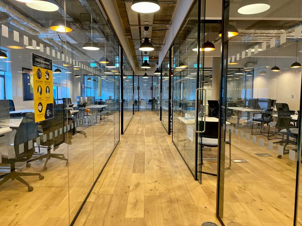 Property photo 1 of 9 Offices