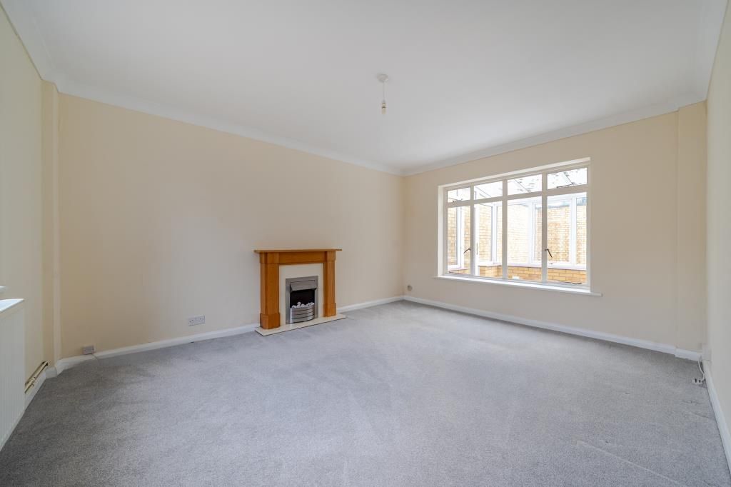 Property photo 2 of 20 Reception