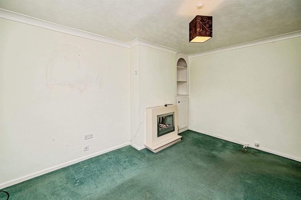 Property photo 3 of 14