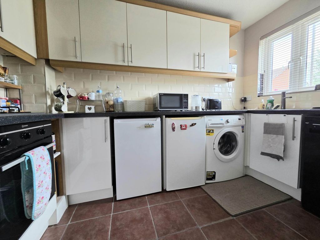 Property photo 3 of 15