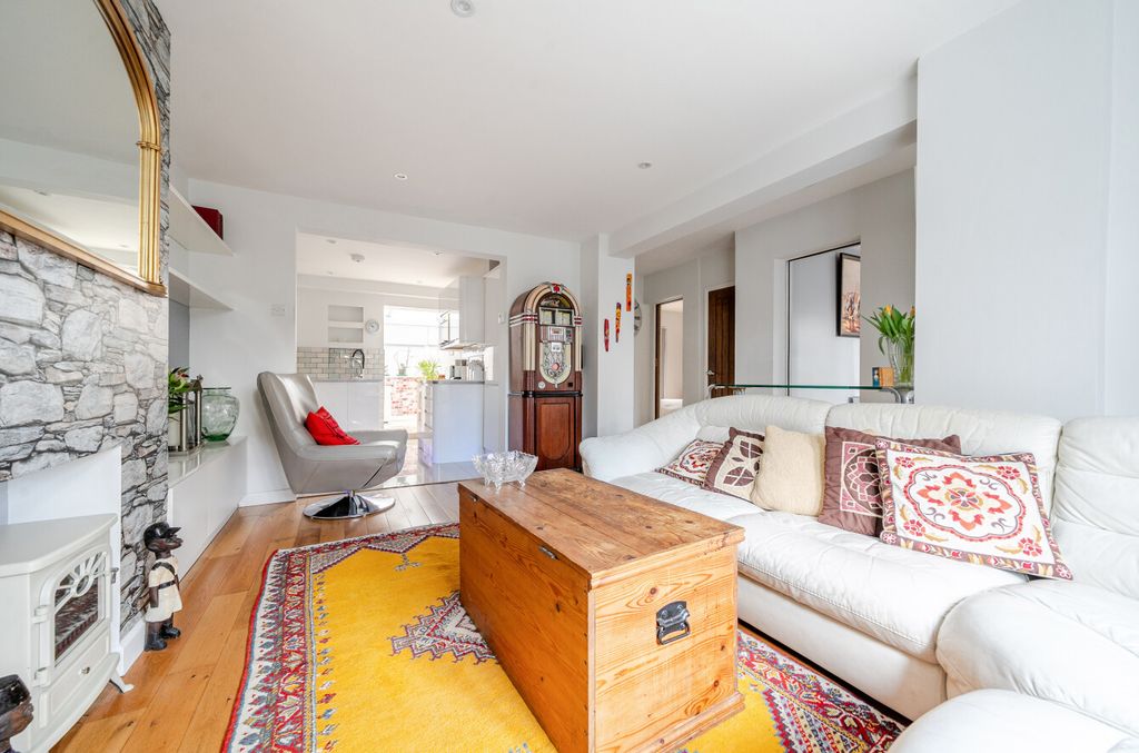 Property photo 2 of 20 1267226 (2).Jpg