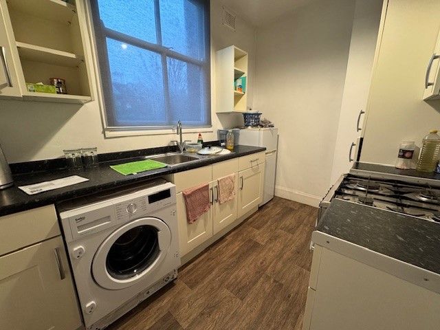 Property photo 2 of 8 Image