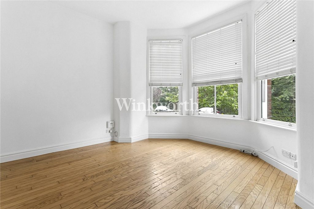 Property photo 1 of 12 Picture No. 06