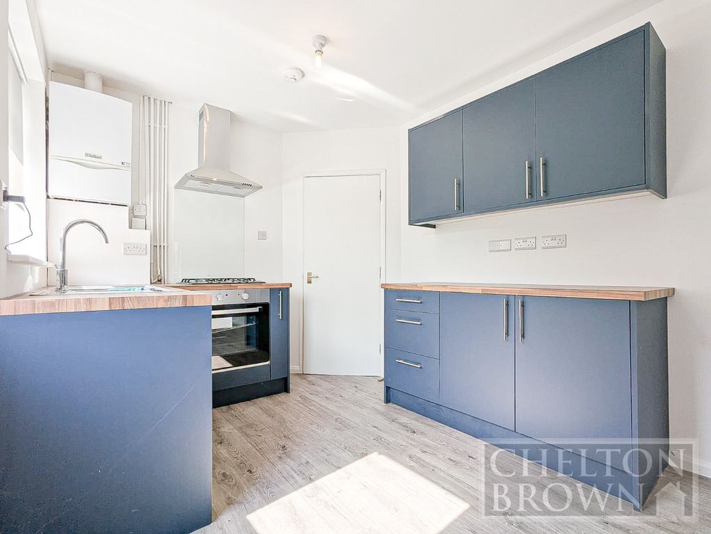 Property photo 2 of 24 Kitchen