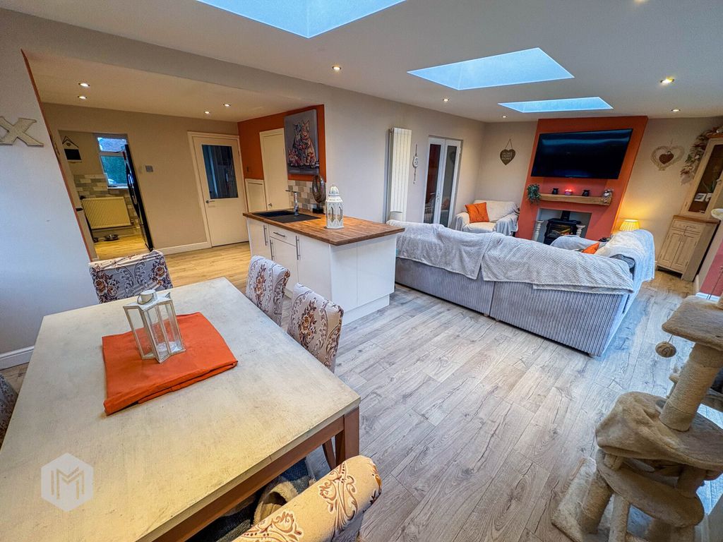 Property photo 3 of 17 Picture No. 13