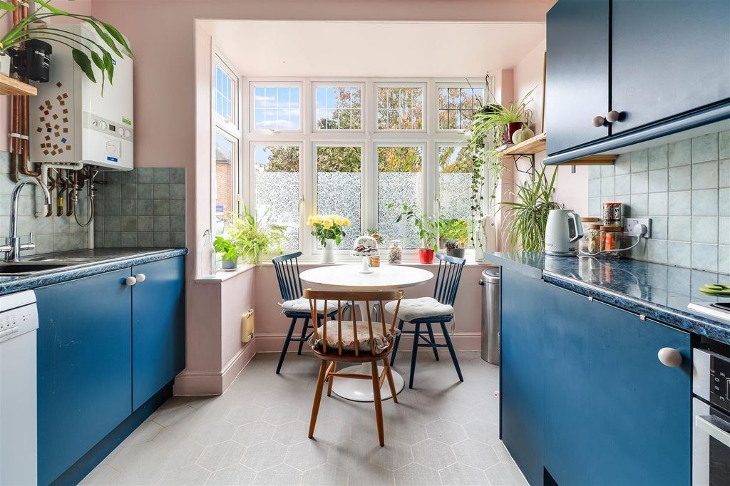 Property photo 2 of 22 Kitchen