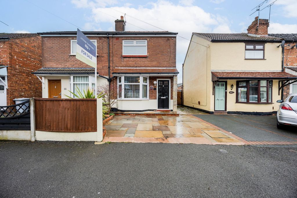 Property photo 1 of 14