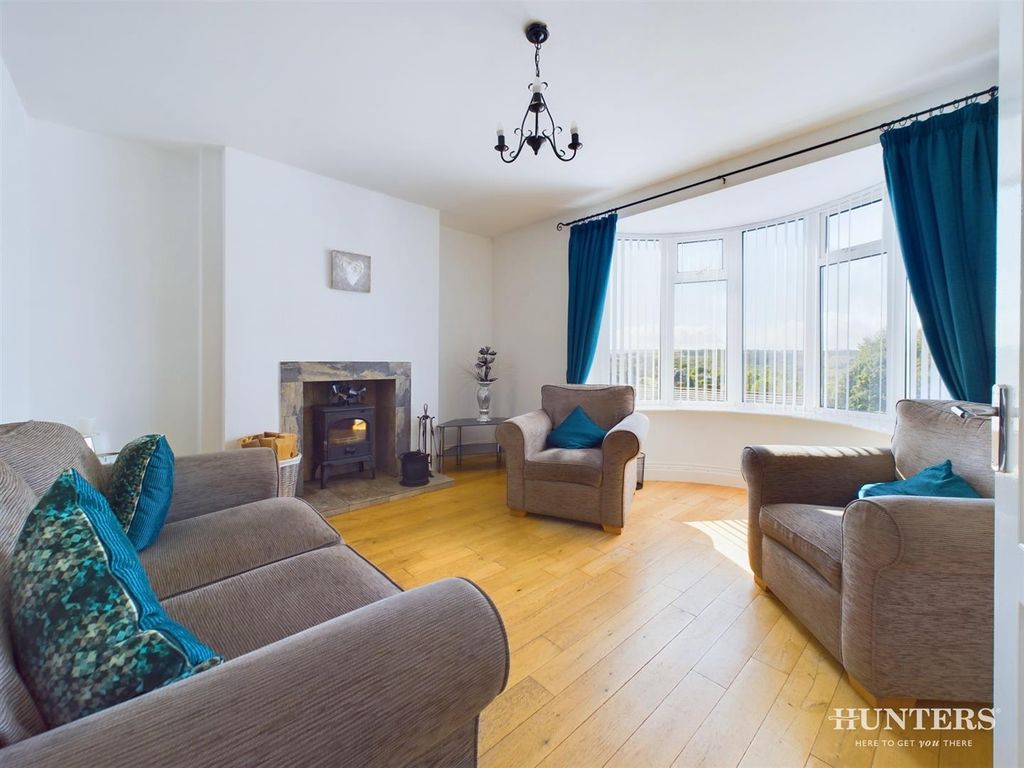 Property photo 3 of 19 Cam03792G0-Pr0114-Still002.Jpg