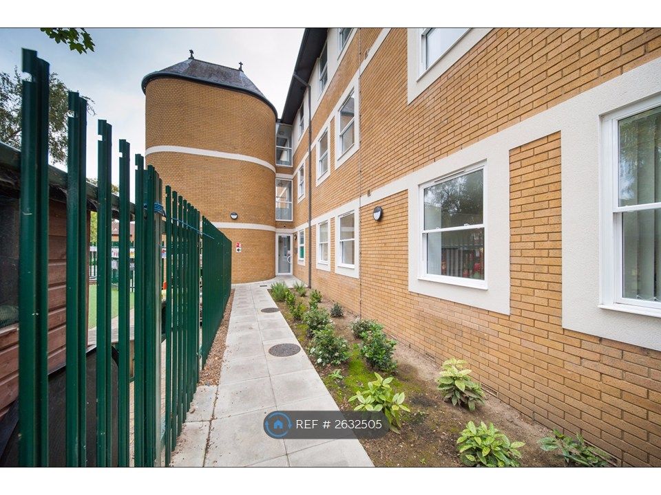 Property photo 1 of 9