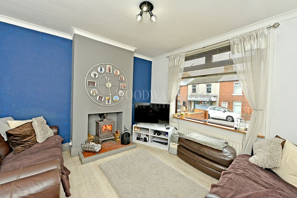 Property photo 2 of 19 Living Room