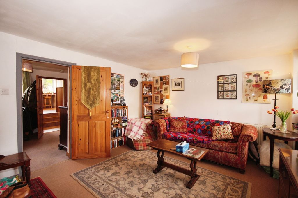 Property photo 3 of 17 Photography