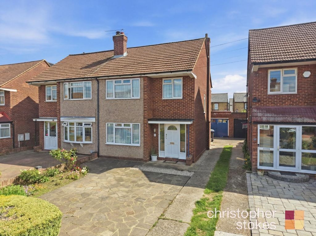 Property photo 1 of 15 5211891