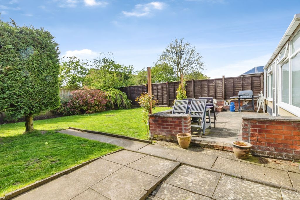 Property photo 3 of 15