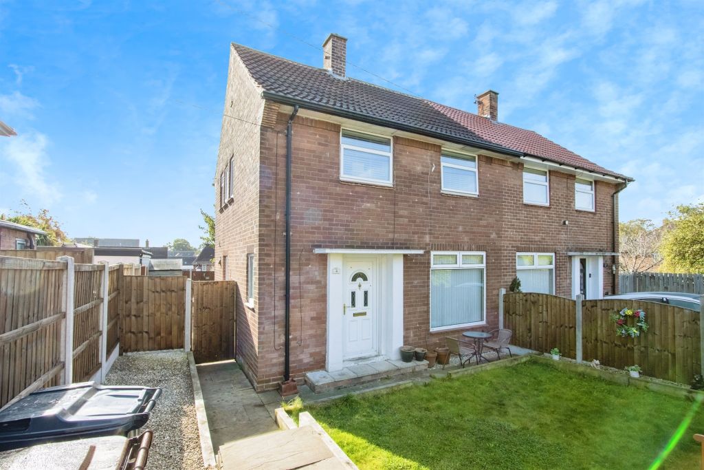 Property photo 1 of 12