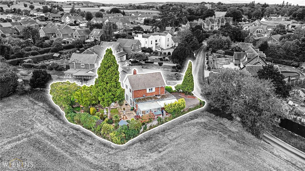 Property photo 2 of 34 Picture No. 07