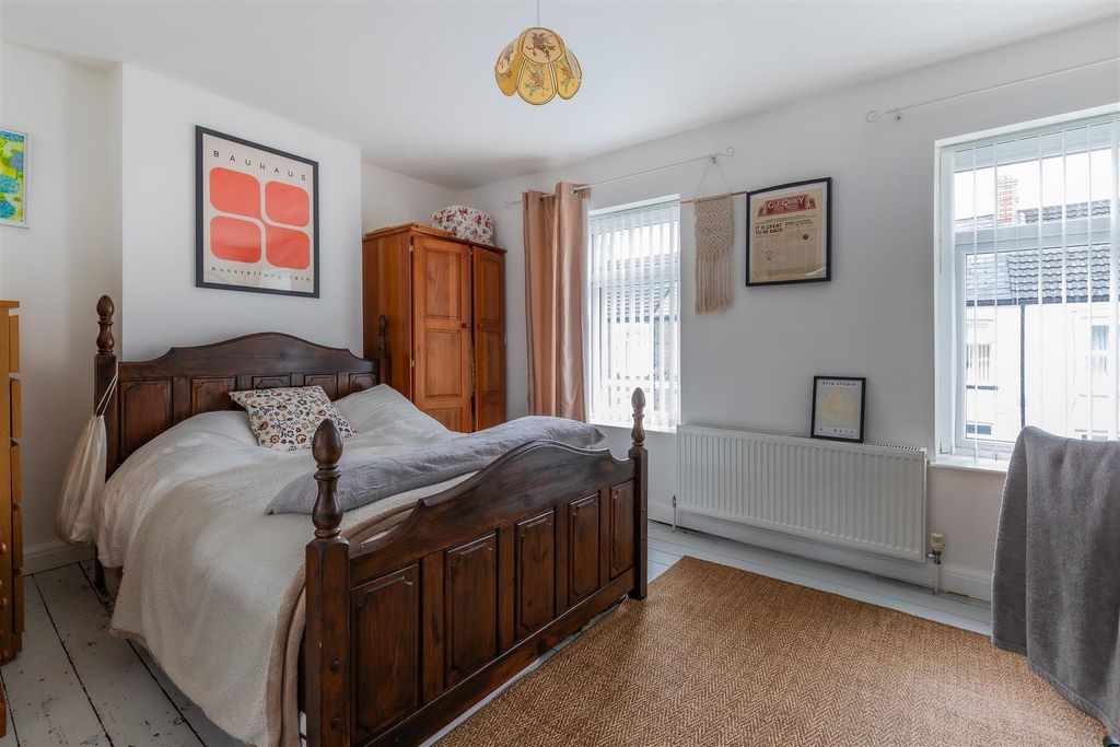 Property photo 3 of 18 39-9.Jpg