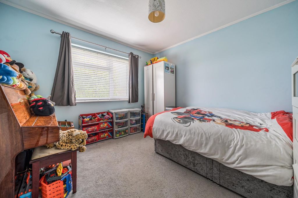 Property photo 3 of 20 1369832-3-68F61d8F20A21.Jpg