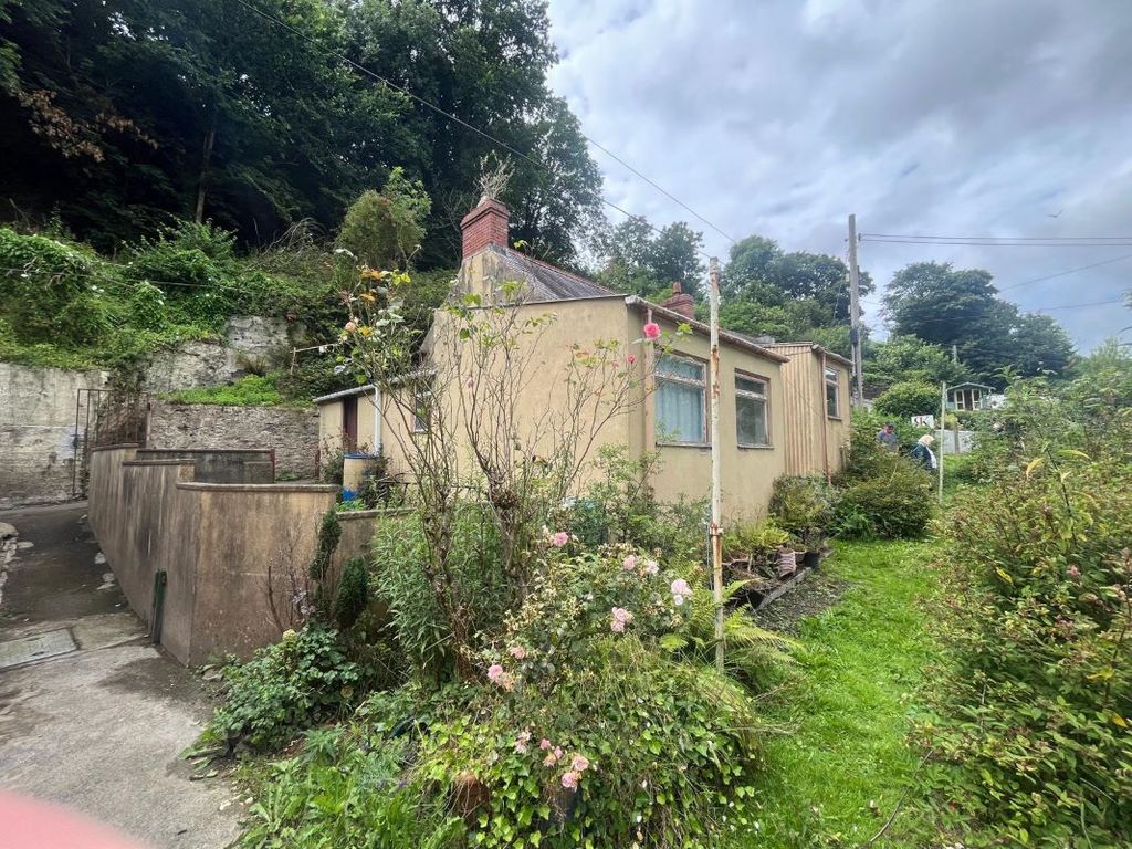 Property photo 3 of 36