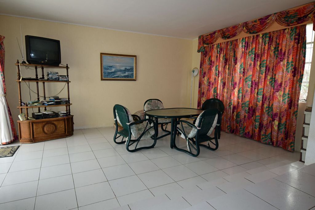 Property photo 3 of 5 <Alttext/>