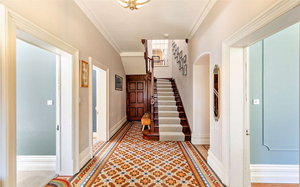 Property photo 3 of 23 Hallway