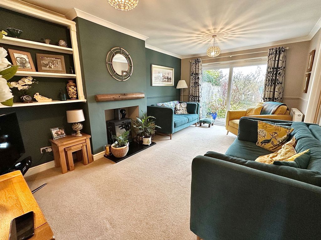 Property photo 2 of 40