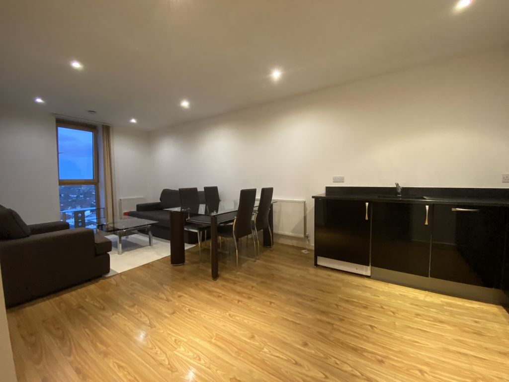 Property photo 2 of 15 Media