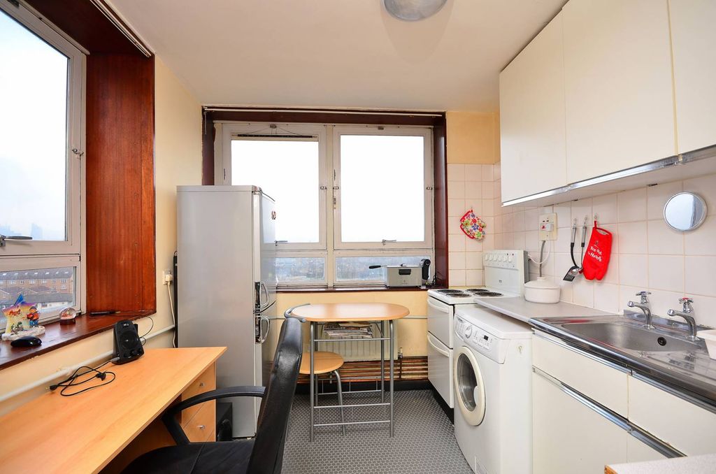 Property photo 1 of 4
