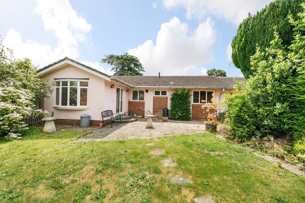 Property photo 2 of 21 Picture No. 09