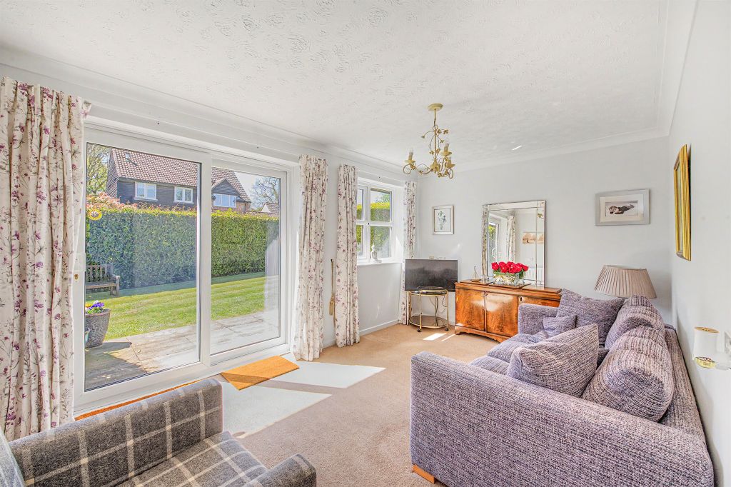Property photo 2 of 14