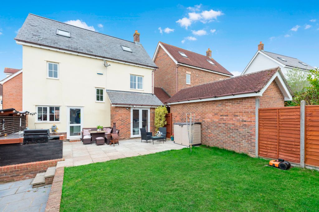 Property photo 1 of 14